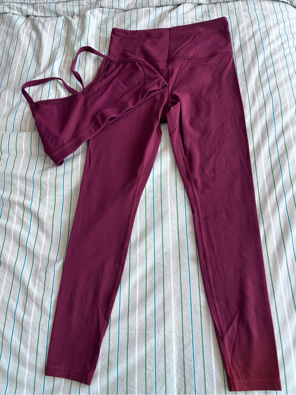 EUC Athleta Set - Vital Mesh Bra + Elation High Rise Leggings in Redwood S/M - Picture 4 of 8